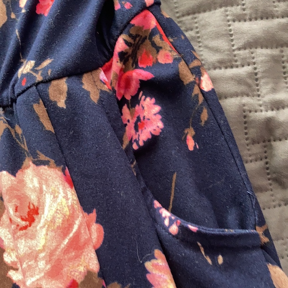DRESS - Picture 4 of 7